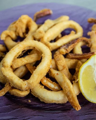 rabas en Asador Los Manchegos Asador en Tarancón Restaurante en Tarancón, Restaurante familiar en Tarancón, Asador con productos locales en Tarancón, Carnes a la brasa